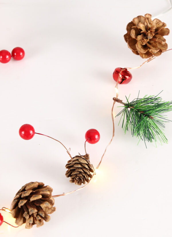 10 FT Pine Cone Christmas String Lights, 30 LEDs Battery Operated Christmas Fairy String Lights for Indoor Outdoor Xmas Tree Decorations